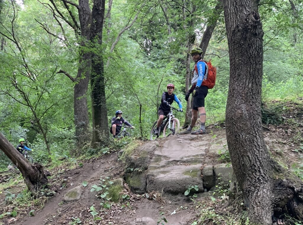 scuola mountain bike roma, scuola mtb roma nord, lezioni mbt roma, bike park roma nord