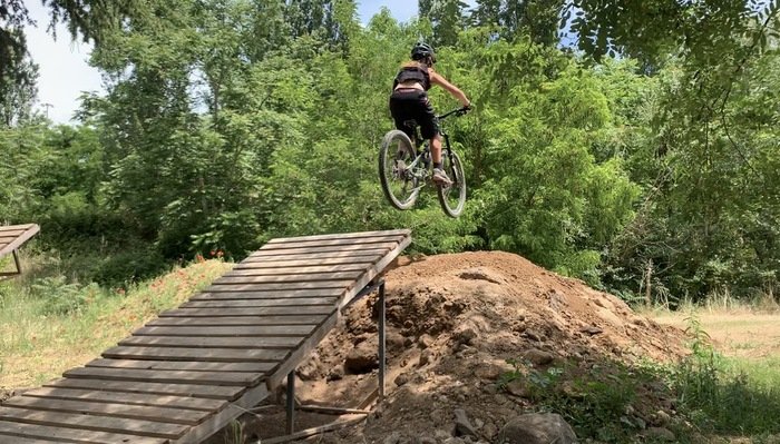 Full Metal Jump